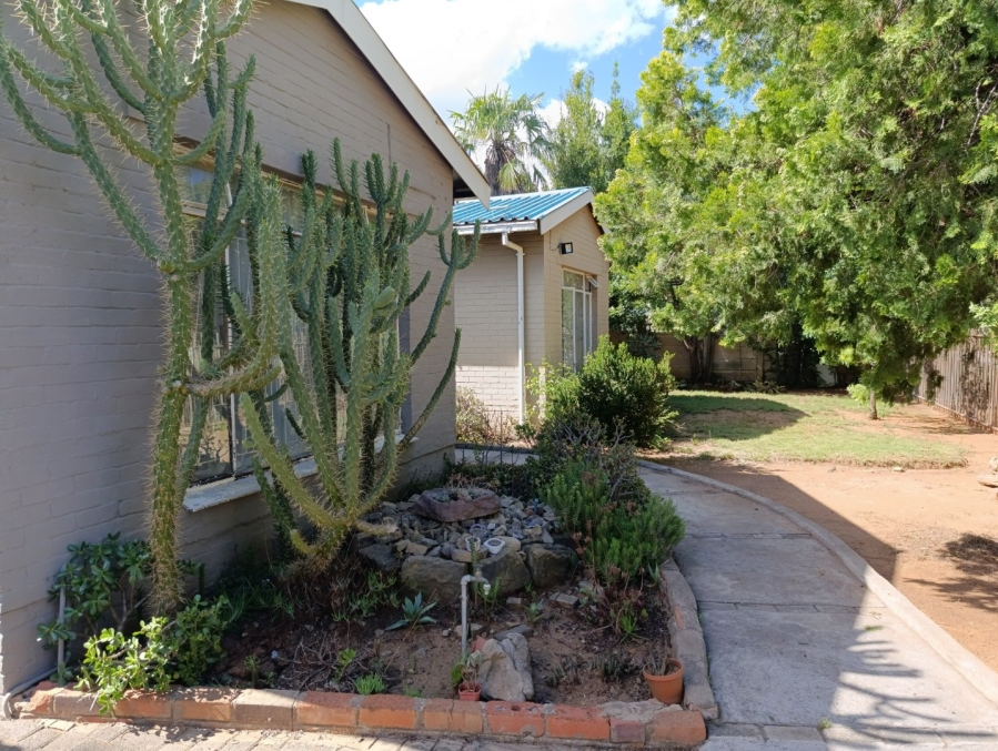 3 Bedroom Property for Sale in Uitsig Free State